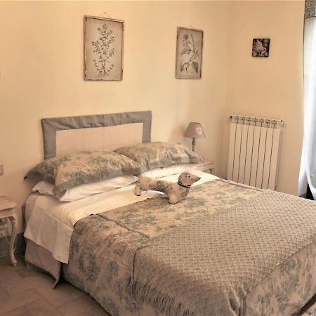 Claudia Vacanza Toscana - Appartamento Melograno -10 Min Da Siena Совичилле Экстерьер фото