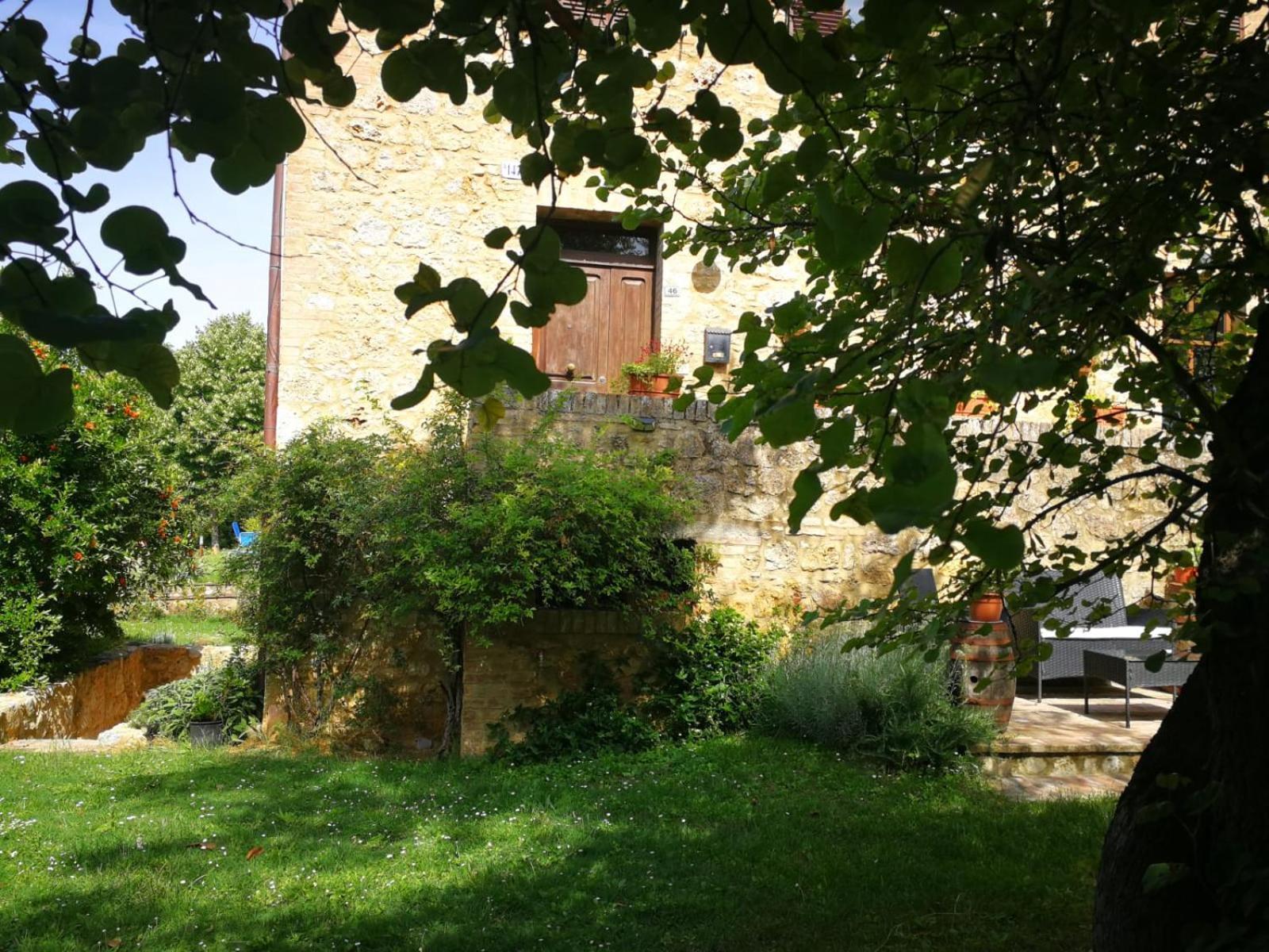 Claudia Vacanza Toscana - Appartamento Melograno -10 Min Da Siena Совичилле Экстерьер фото
